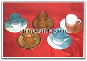 CT312 3-toneCup & saucer embossed 
